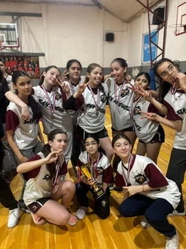 San Miguel ganó en U18 femenino frente al Deportivo Español San Miguel ganó en U18 femenino frente al Deportivo Español