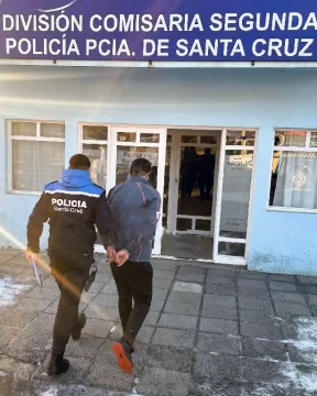 Lo sorprendieron forzando una ventana, escapó en bici y lo atraparon borracho Lo sorprendieron forzando una ventana, escapó en bici y lo atraparon borracho