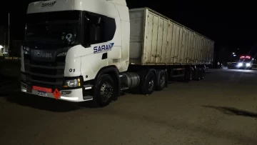 Hallaron un camión con explosivos estacionado en plena zona urbana Hallaron un camión con explosivos estacionado en plena zona urbana