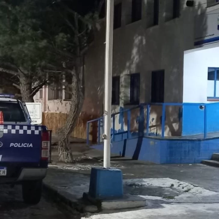 En Puerto Deseado: manejaba ebrio, en contramano y atropelló a dos menores En Puerto Deseado: manejaba ebrio, en contramano y atropelló a dos menores