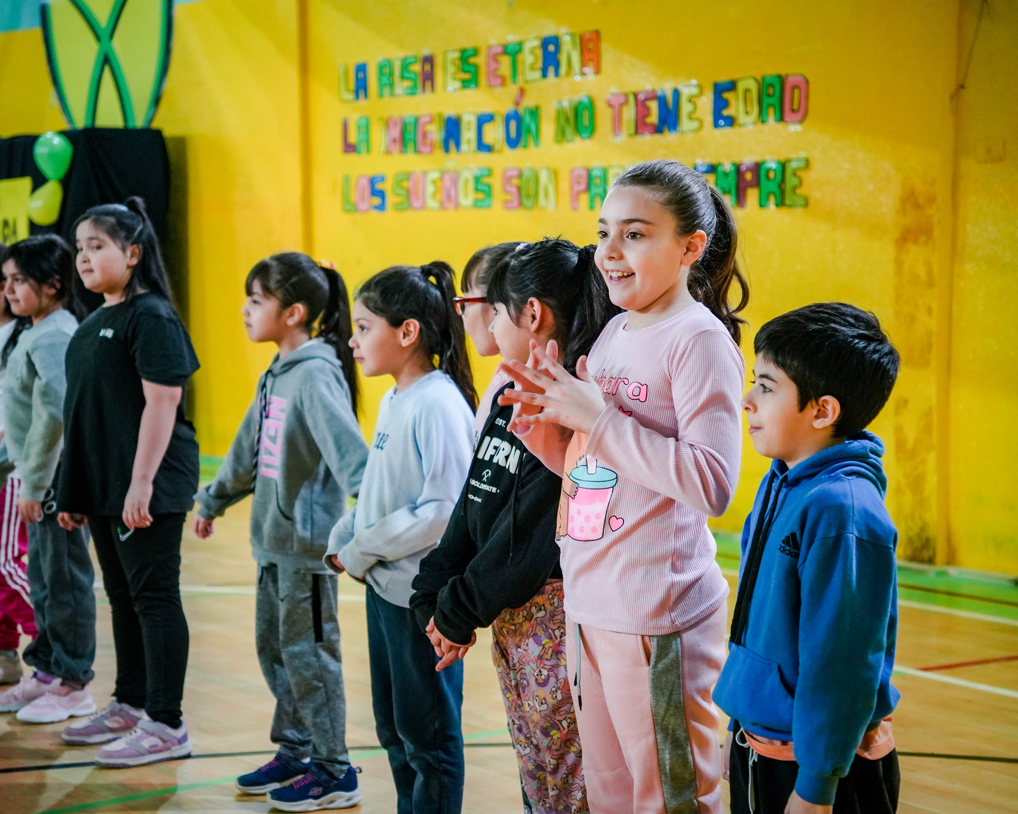 Con casi 1000 niños y niñas, comenzaron las Colonias de Invierno en los gimnasios municipales de Río Gallegos