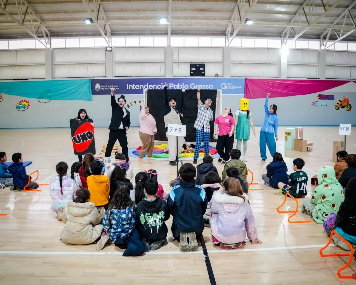 Con casi 1000 niños y niñas, comenzaron las Colonias de Invierno en los gimnasios municipales de Río Gallegos