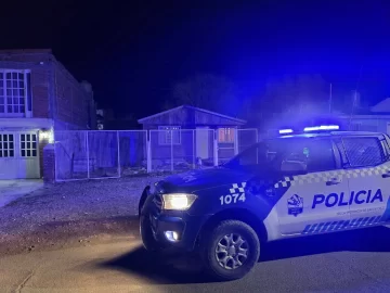 Delincuentes robaron un arma de fuego, dinero y aparatos de electrónica de una vivienda de Las Heras