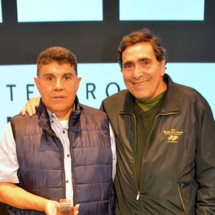 Andrés Fernández Cabral despidió con un conmovedor mensaje a Fernando Alturria Andrés Fernández Cabral despidió con un conmovedor mensaje a Fernando Alturria