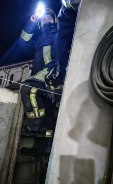 Río Gallegos: pensó que había una serpiente en su casa, llamó a Bomberos y descubrieron que era una manguera Río Gallegos: pensó que había una serpiente en su casa, llamó a Bomberos y descubrieron que era una manguera