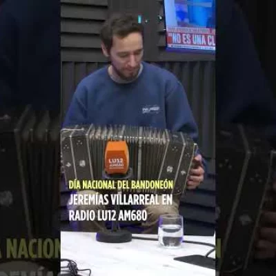 Jeremías Villarreal visitó LU12 en el Día Nacional del Bandoneón