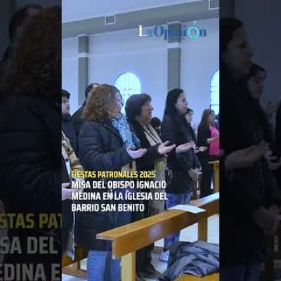 Misa del obispo Ignacio Medina en la iglesia del barrio San Benito