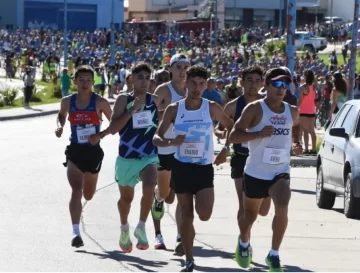 La Corrida de Crónica cumple 60 años: un evento que une historia, deporte y comunidad La Corrida de Crónica cumple 60 años: un evento que une historia, deporte y comunidad