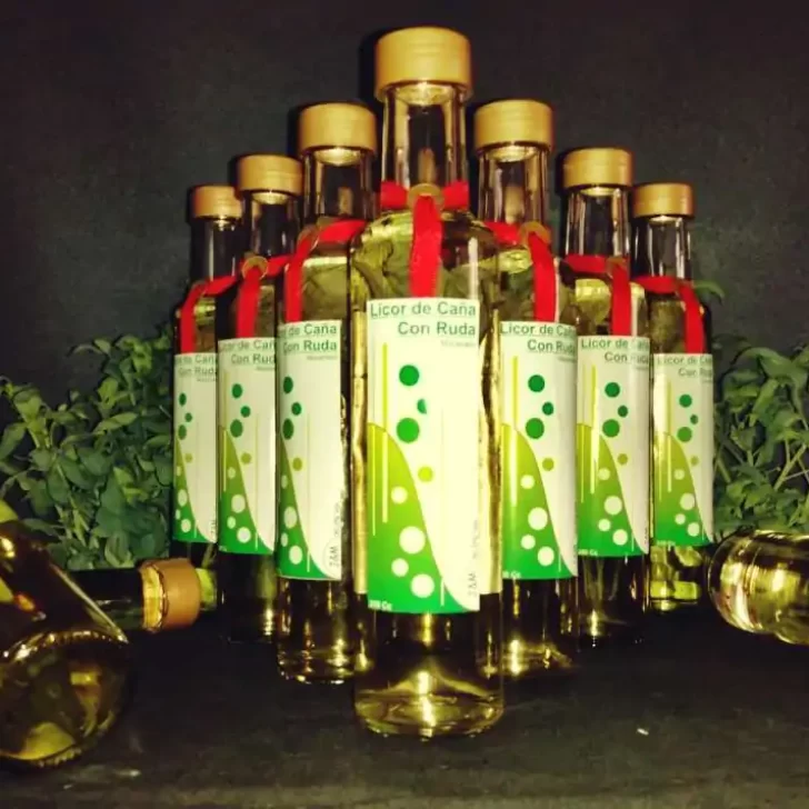 Caña con ruda: el ritual ancestral que cada 1° de agosto une fe, memoria y protección Caña con ruda: el ritual ancestral que cada 1° de agosto une fe, memoria y protección