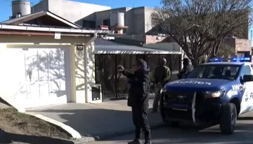 Una casa se prendió fuego y una familia intentó usurparla Una casa se prendió fuego y una familia intentó usurparla