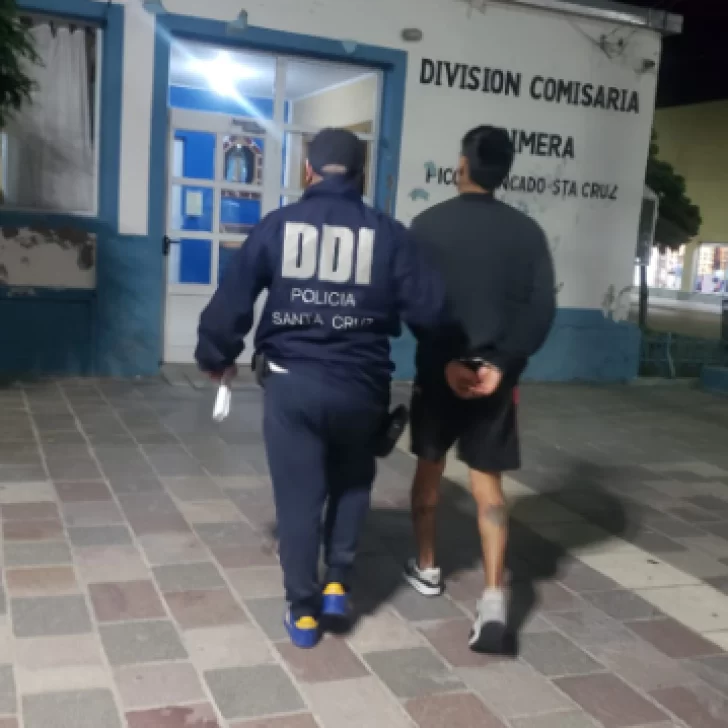 Estafaba a vecinos diciendo que fabricaba portones y rejas pero nunca los hacía Estafaba a vecinos diciendo que fabricaba portones y rejas pero nunca los hacía