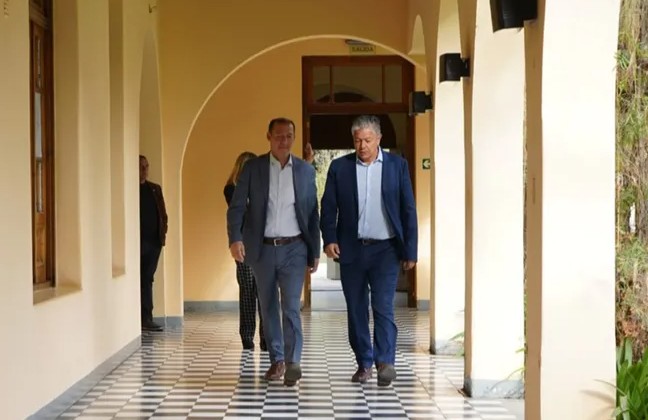 Rolando Figueroa le pidió a Omar Gutiérrez que renuncie al cargo de director en YPF