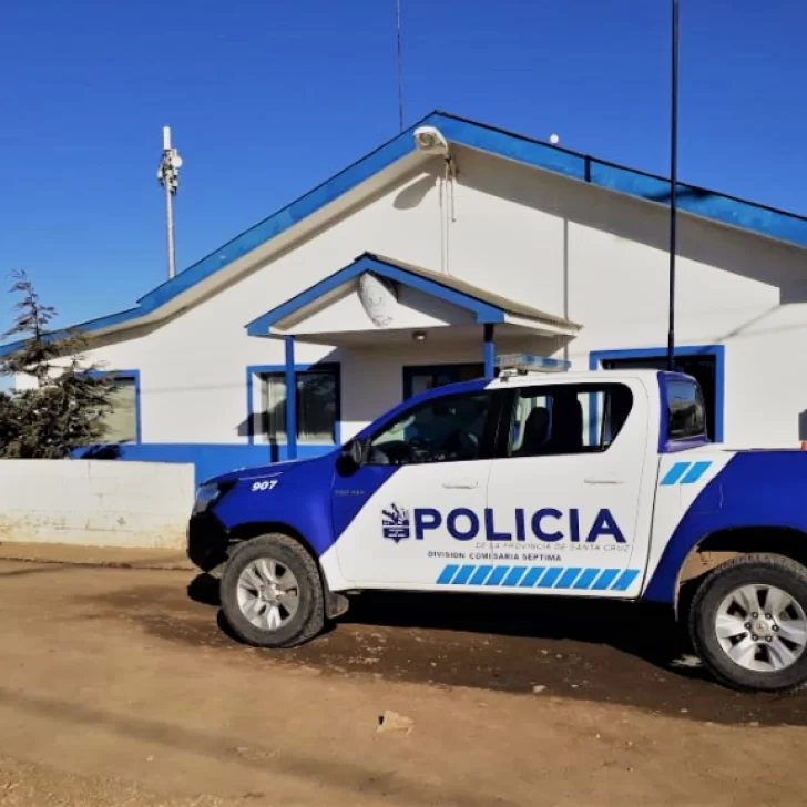 Tensión en la Comisaría Séptima: un detenido atentó contra su vida Tensión en la Comisaría Séptima: un detenido atentó contra su vida