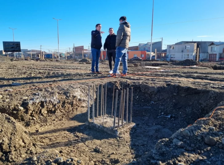 Pablo Grasso recorrió los avances de lo que será el “Distrito YCF”