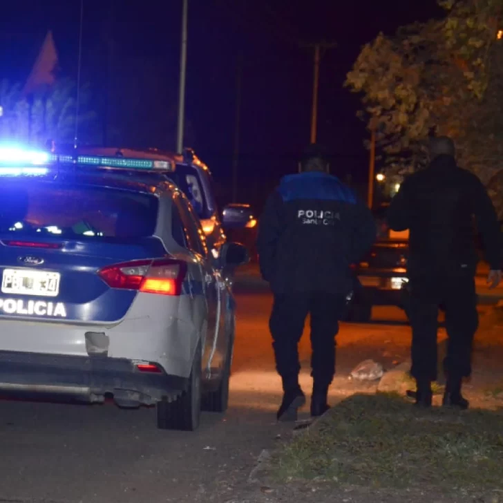 Un hombre alcoholizado denunció que otro lo amenazó con un arma “tumbera” tras un choque