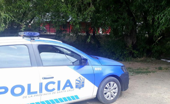 Locura en El Calafate: lo chocaron, reclamó un acta y le gatillaron en la puerta de su casa