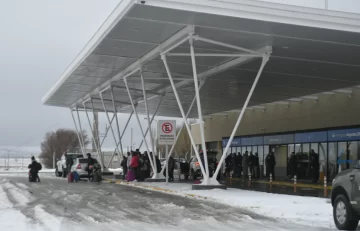 Más de 15 mil pasajeros afectados por el paro de controladores aéreos Más de 15 mil pasajeros afectados por el paro de controladores aéreos