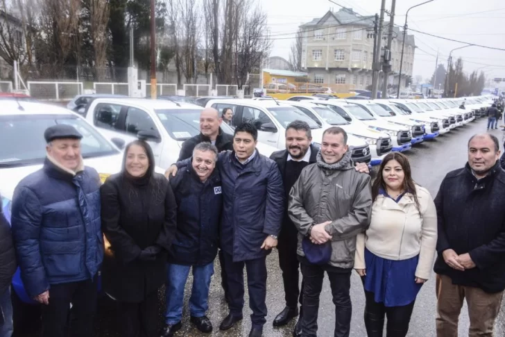 De La Torre anunció que comenzarán con la extensión de la red de gas para barrios de Río Gallegos