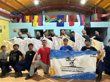 Escuela Municipal de Danzas “General Las Heras” rumbo a Francia: “Es un orgullo y una responsabilidad muy grande” Escuela Municipal de Danzas “General Las Heras” rumbo a Francia: “Es un orgullo y una responsabilidad muy grande”