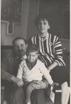 El Dr. Alejandro Juan Demel, llegó con un maletín… y cambió la historia de un pueblo en el sur El Dr. Alejandro Juan Demel, llegó con un maletín… y cambió la historia de un pueblo en el sur