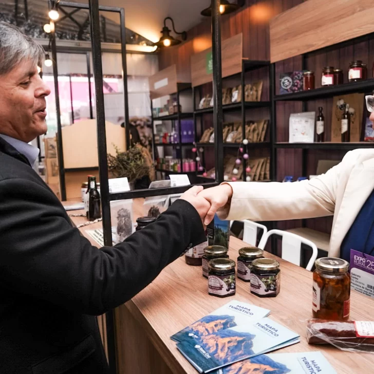 Promoción en la Expo Rural: “Santa Cruz se ha posicionado tanto en turismo invernal como veraniego”