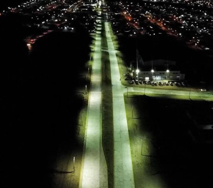 INAUGURACION-PAVIMENTACION-AVENIDA-TIERRA-DEL-FUEGO-3-728x642 INAUGURACION-PAVIMENTACION-AVENIDA-TIERRA-DEL-FUEGO-3-728x642