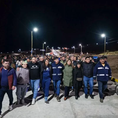 Claudio Vidal junto a Pablo Carrizo en Caleta Olivia: “En Santa Cruz, obra que se comienza, es obra que se termina”