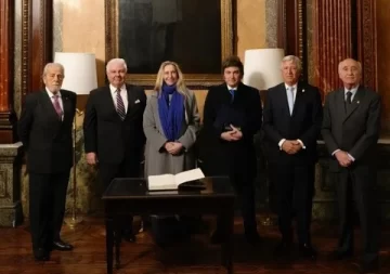 Milei apuntó contra los gobernadores: “Son unos perversos”