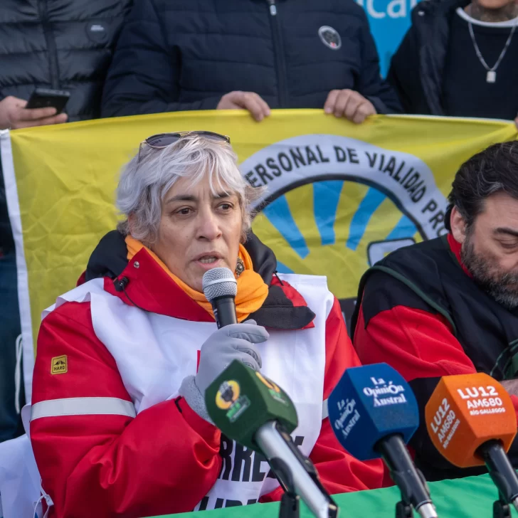 Freno al cierre de Vialidad Nacional: “Esto no termino, en Santa Cruz vamos a seguir en la lucha, es un servicio a la comunidad” Freno al cierre de Vialidad Nacional: “Esto no termino, en Santa Cruz vamos a seguir en la lucha, es un servicio a la comunidad”
