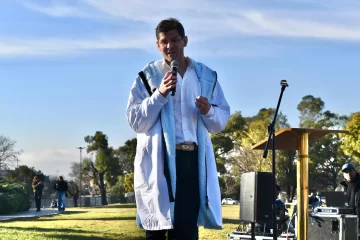 Lanzaron la Winter Swimming World Cup: más de 160 deportistas nadarán frente al Glaciar Perito Moreno Lanzaron la Winter Swimming World Cup: más de 160 deportistas nadarán frente al Glaciar Perito Moreno
