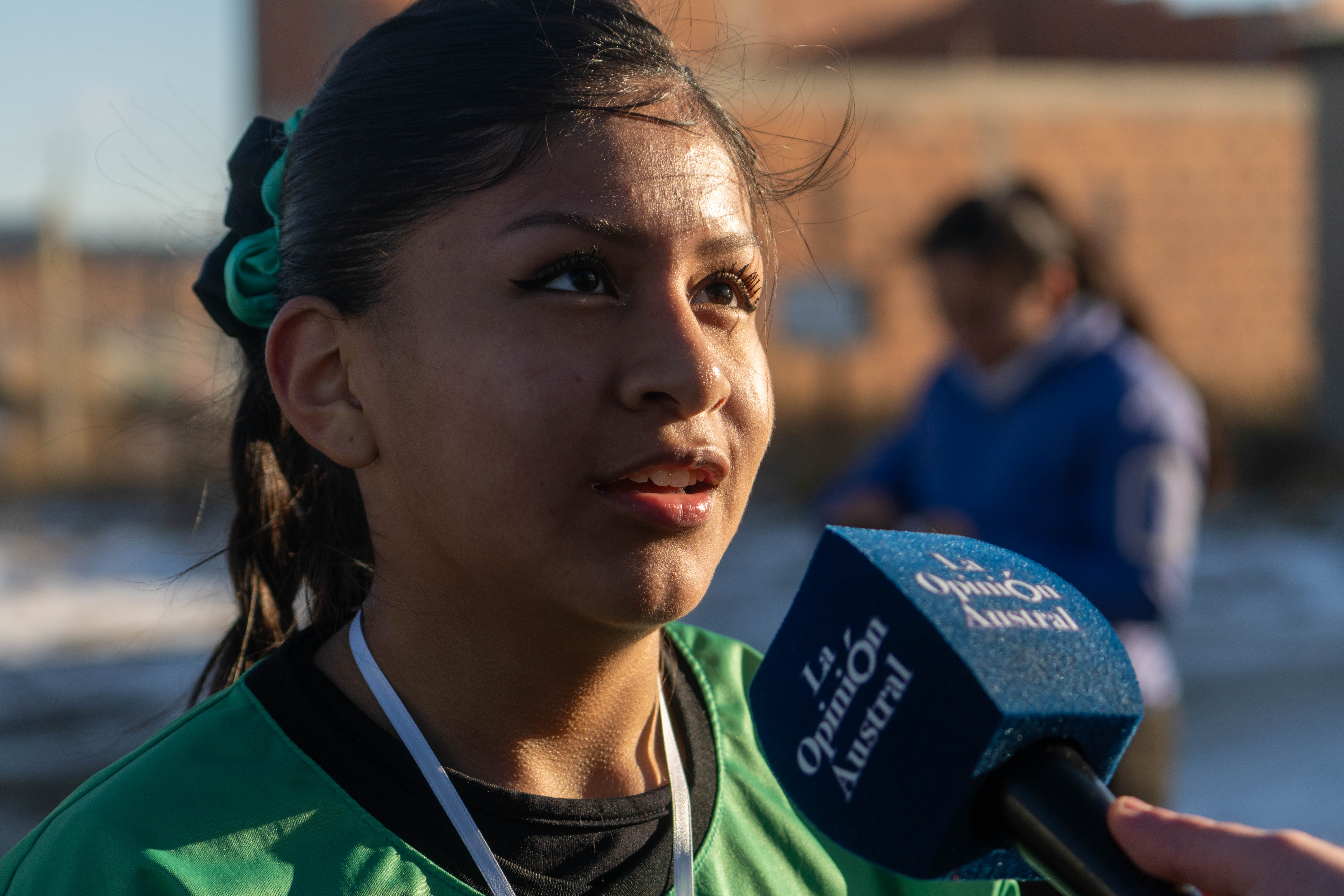  La joven Ariana habló con LOA tras finalizar los 5km (FOTO: LEANDRO FRANCO/ LA OPINIÓN AUSTRAL)