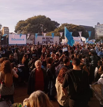 Cristina Fernández habló en Parque Lezama: “Si no nos ponemos a pensar cómo resolver y encarar esta cuestión, somos boleta”