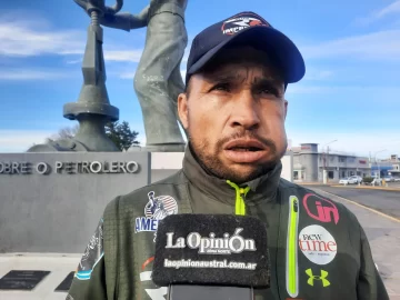 Marcelo camina desde Ushuaia hasta Salta por fe, por su familia y por una promesa que quiere cumplir en la Fiesta del Milagro