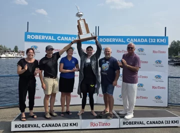 El riogalleguense Matías Díaz se consagró campeón del Mundial de Aguas Abiertas en Canadá El riogalleguense Matías Díaz se consagró campeón del Mundial de Aguas Abiertas en Canadá