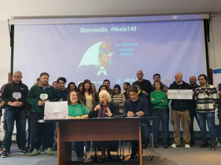 Hijo de dos patagónicos: quién es el nieto 140 que encontraron las Abuelas de Plaza de Mayo