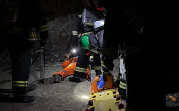 Histórico: primer curso de rescate de interior de mina en Santa Cruz Histórico: primer curso de rescate de interior de mina en Santa Cruz