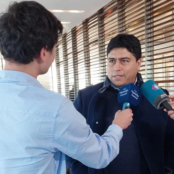 Claudio Vidal anunció el relanzamiento de la actividad petrolera en Santa Cruz: “Estabilidad, proyección y más trabajo”