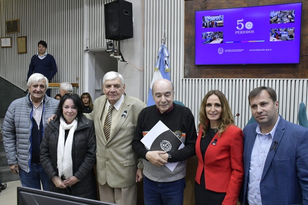  El reconocimiento a Carlos Raúl Zapico en la Cámara de Diputados de Río Gallegos en 2023.