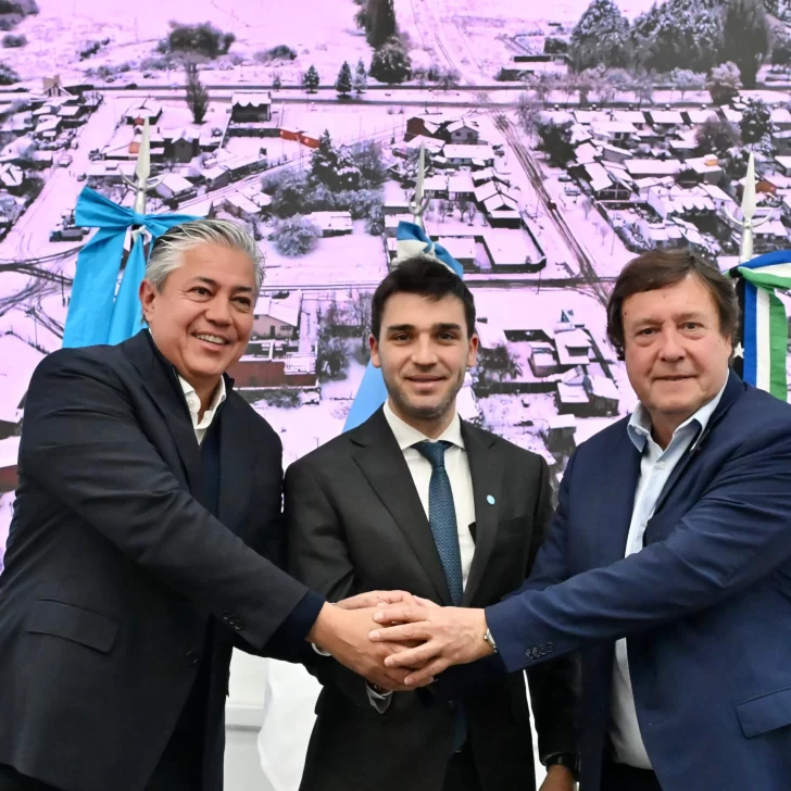 “Nacho” Torres, Weretilneck y Figueroa anunciaron la ampliación de Gasoducto Cordillerano Patagónico “Nacho” Torres, Weretilneck y Figueroa anunciaron la ampliación de Gasoducto Cordillerano Patagónico