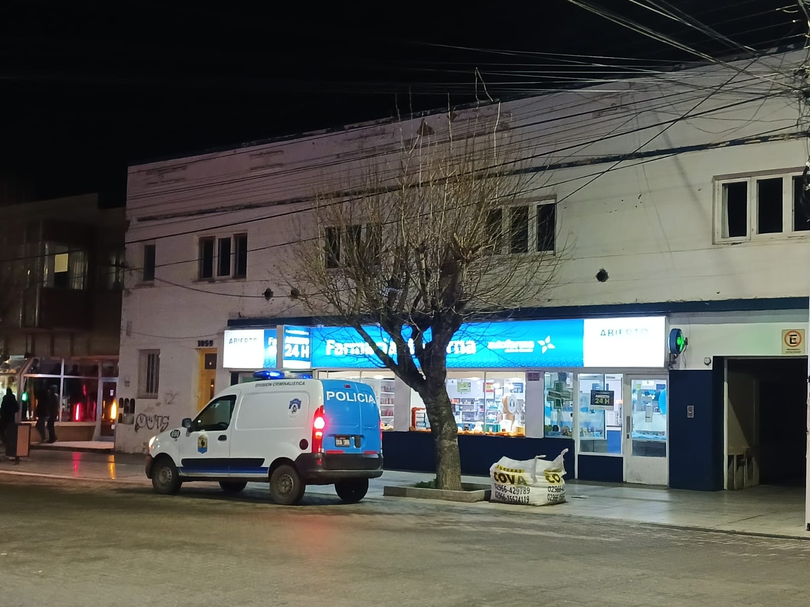  Personal de la División Criminalística trabajó en el lugar.