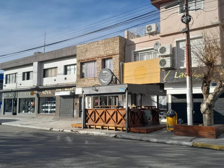 Violenta pelea en la cervecería: indagaron al hombre detenido y le dieron el alta al herido