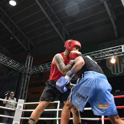Fotogalería: Así se vive la velada boxística en Río Gallegos