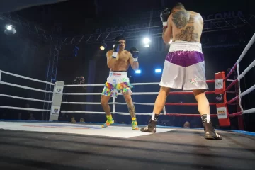 Abram Martínez noqueó a Leonardo Pucheta con un gancho al hígado en Río Gallegos Abram Martínez noqueó a Leonardo Pucheta con un gancho al hígado en Río Gallegos