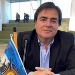 Miguel Farías: “No se prohíbe hablar, pero sí se exige responsabilidad”