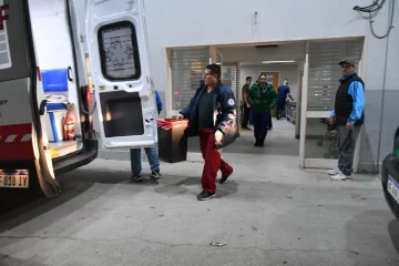 Tragedia en Santa Cruz: autoridades del Hospital Regional brindan una conferencia de prensa Tragedia en Santa Cruz: autoridades del Hospital Regional brindan una conferencia de prensa