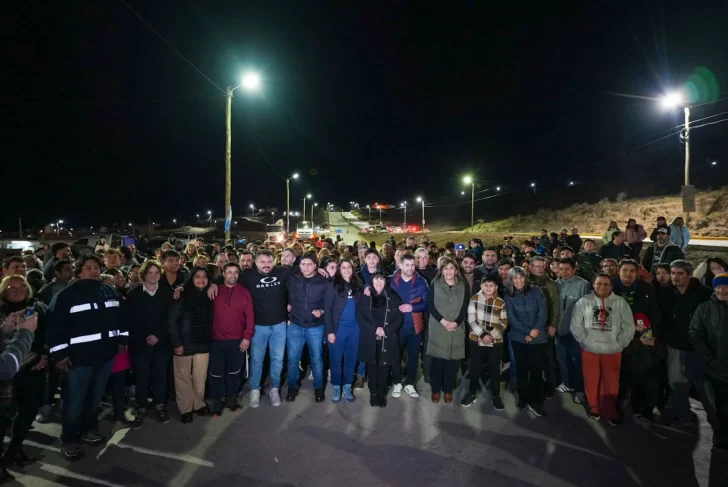 Claudio Vidal junto a Pablo Carrizo en Caleta Olivia: &#8220;En Santa Cruz, obra que se comienza, es obra que se termina&#8221;