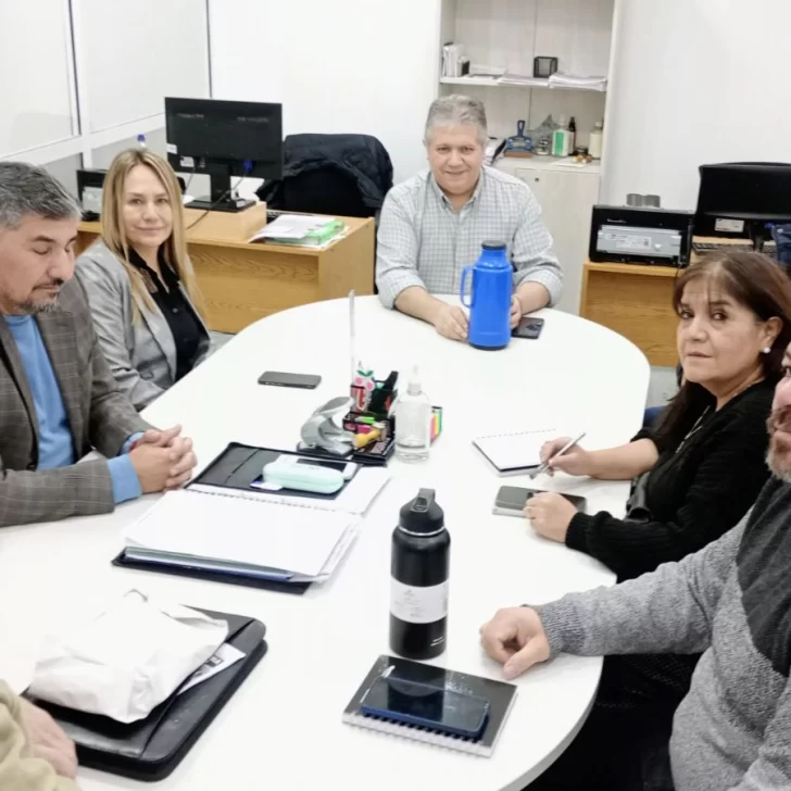 ADOSAC confirmó paro docente de 72 horas desde el lunes ADOSAC confirmó paro docente de 72 horas desde el lunes