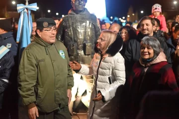 Alicia Kirchner lamentó la muerte de Fernando Alturria: “Trabajó incansablemente por mantener viva la memoria de Malvinas” Alicia Kirchner lamentó la muerte de Fernando Alturria: “Trabajó incansablemente por mantener viva la memoria de Malvinas”