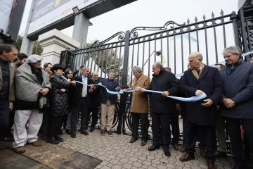 Abrió la Expo Rural de Palermo con Guillermo Francos: “Hubo un entendimiento”, dijo sobre la reunión de la Mesa de Enlace con Javier Milei Abrió la Expo Rural de Palermo con Guillermo Francos: “Hubo un entendimiento”, dijo sobre la reunión de la Mesa de Enlace con Javier Milei