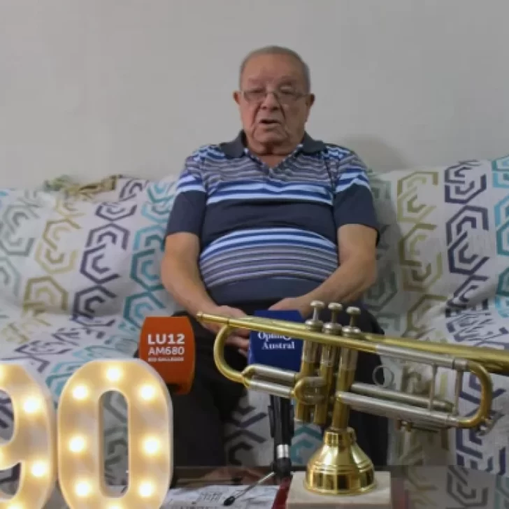 La historia de Cleto Godoy, 90 años y millones de notas escritas: “La música es todo” La historia de Cleto Godoy, 90 años y millones de notas escritas: “La música es todo”